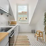 شقة Whome Riverside View 2-bed For Remote Workers & Digital Nomads