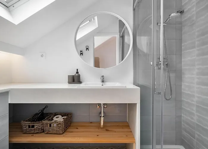 Whome Riverside View 2-bed For Remote Workers & Digital Nomads * Lisboa