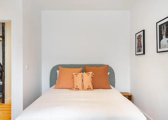 Whome Riverside View 2-bed For Remote Workers & Digital Nomads *