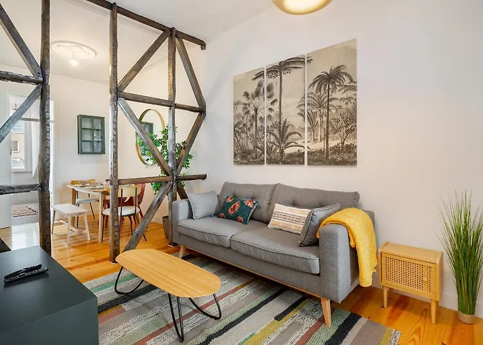 Whome Riverside View 2-bed For Remote Workers & Digital Nomads *