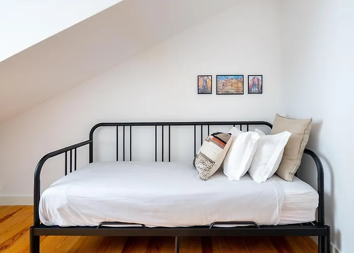 Διαμέρισμα Whome Riverside View 2-bed For Remote Workers & Digital Nomads