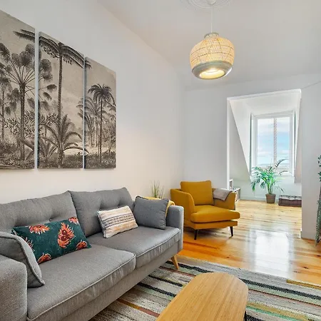 Whome Riverside View 2-bed For Remote Workers & Digital Nomads リスボン