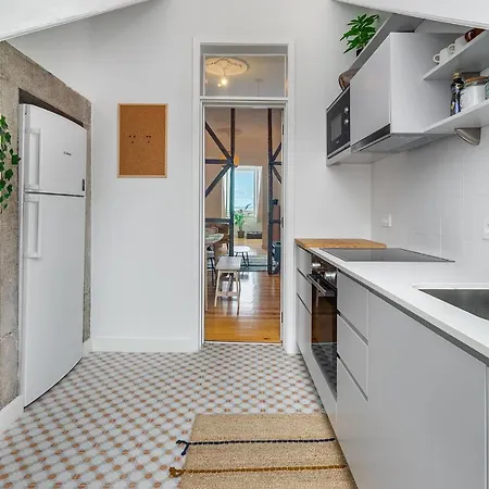 Whome Riverside View 2-bed For Remote Workers & Digital Nomads アパート *